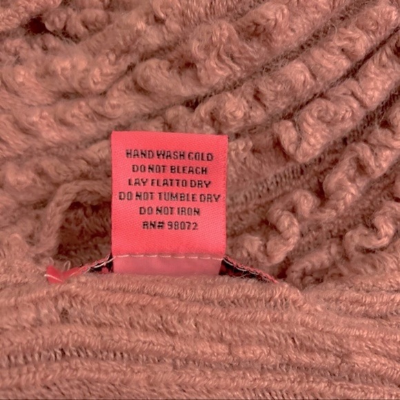 BETSY Johnson Pink Ruffle Fringe Scarf - Picture 4 of 4